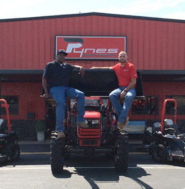 Pynes Outdoor Equipment Store Outside Image in Paris, TX